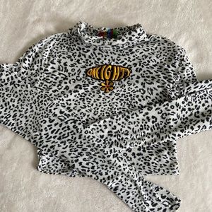 O-mighty long sleeve top